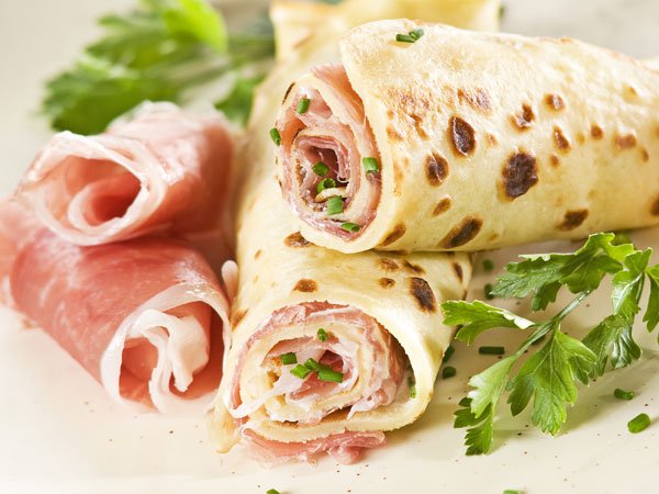 Crepes de jamón y verduras para niños, receta ilustrada