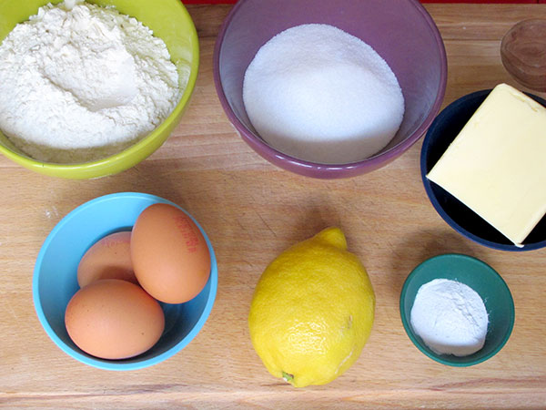 Receta infantil de pastel de limón casero paso 1
